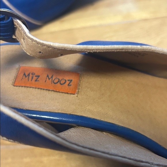 Miz Mooz Emily Blue and Cream heels - Picture 2 of 9